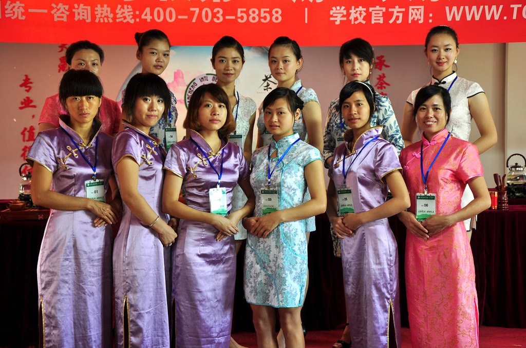 第38期天晟茶艺培训学校中国茶学系统培训班全体学员合照