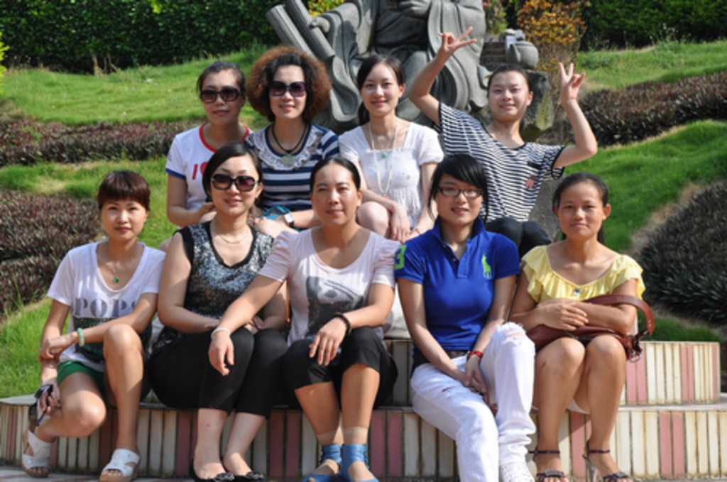 第36期天晟茶艺培训学校中国茶学系统培训班全体学员合照(图1)