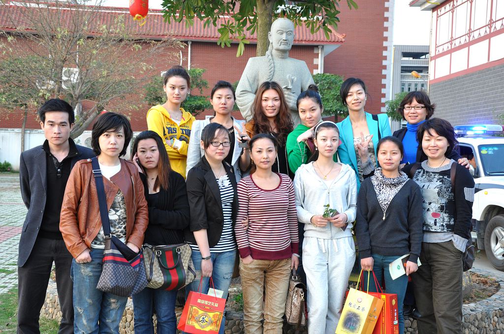 第46期天晟茶艺培训学校中国茶学系统培训班全体学员合照(图3)