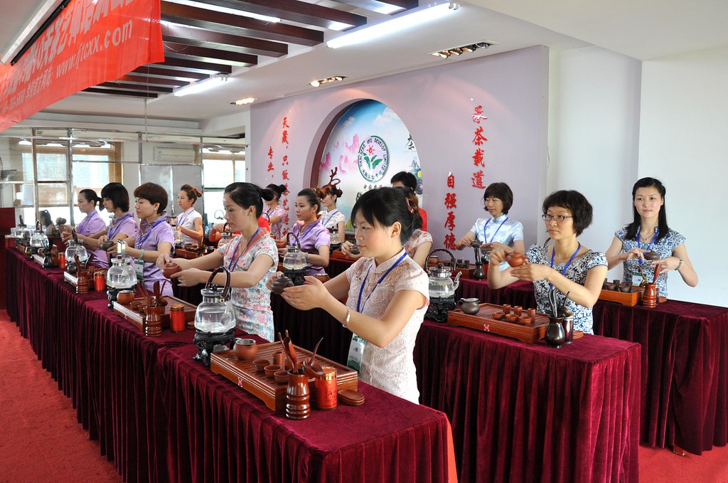 第49期天晟茶艺培训学校中国茶学系统培训班全体学员合照(图1)