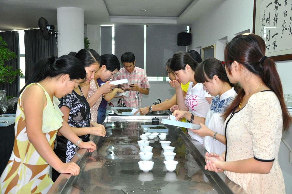 第73期天晟茶艺培训学校中国茶学系统培训班全体学员合照(图1)
