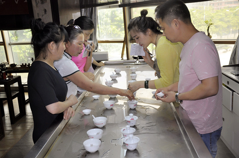 天晟茶艺培训学校，迎来第202期中国茶学系统培训班(图2)