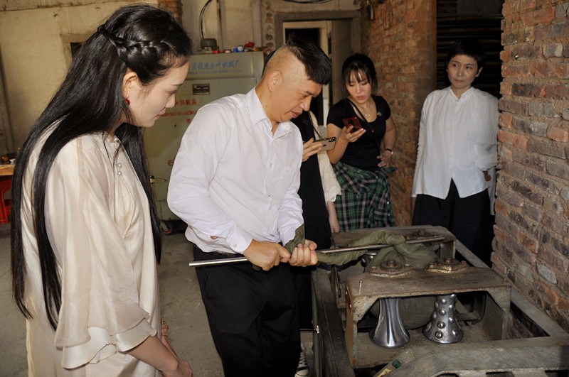 茶艺师培训　谢添明茶艺师培训中心
